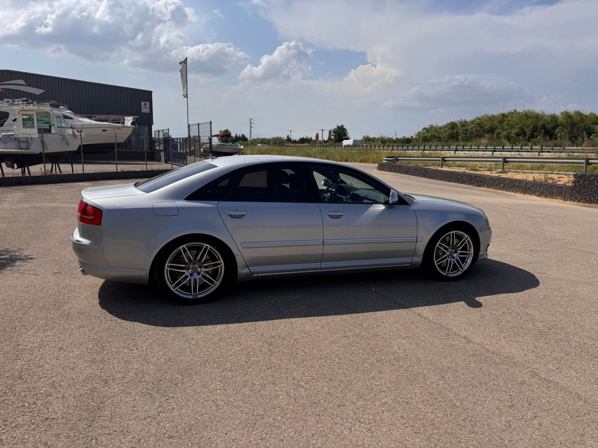 Audi S8