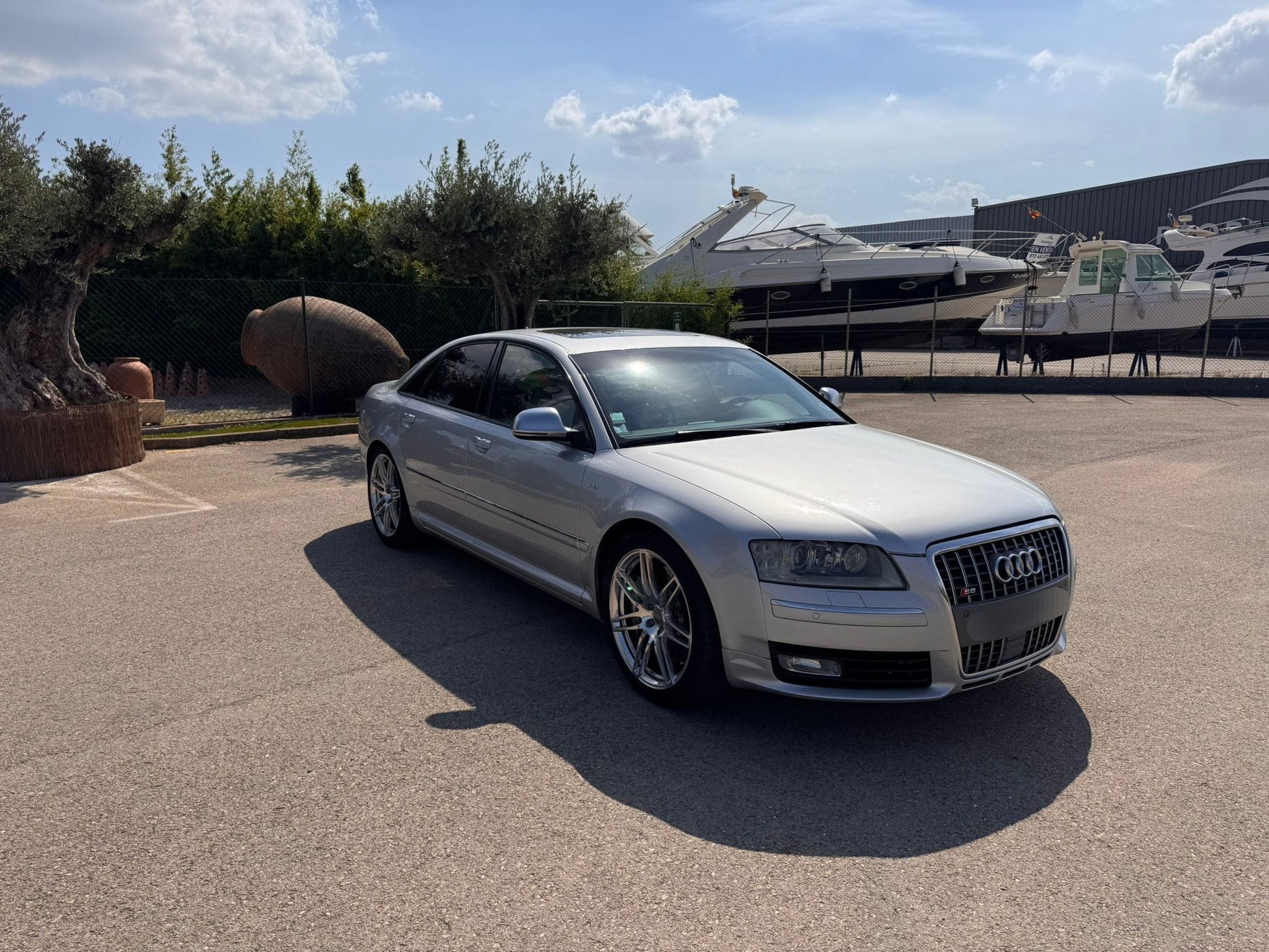 Audi S8